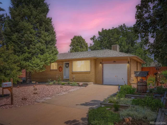 MLS: 9089374 Condo For Sale