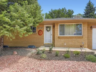 Photo #2: 9089374 Listing