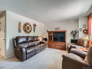 Photo #5: 9089374 Listing