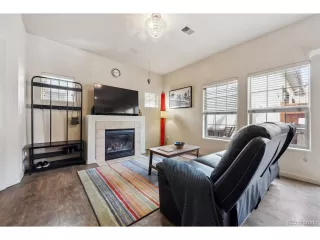 Photo #2: 9093116 Listing 