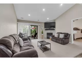 Photo #5: 9096183 Listing 