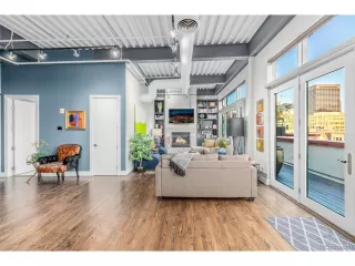 Photo #4: 9097572 Listing 