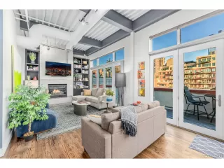 Photo #5: 9097572 Listing 