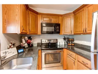 Photo #4: 9102799 Listing 