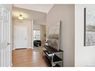 Photo #5: 9103367 Listing 