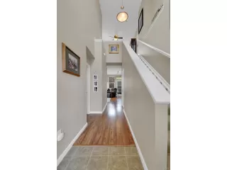 Photo #3: 9103933 Listing