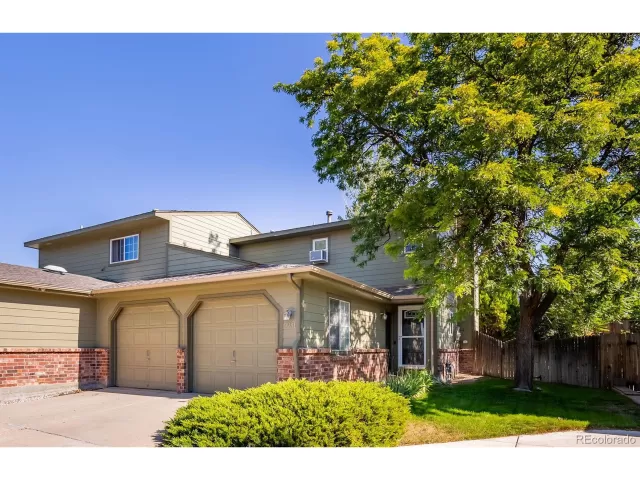 MLS: 9105012 Condo For Sale