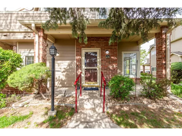 MLS: 9106741 Condo For Sale