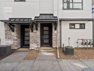 Photo #3: 9110413 Listing 