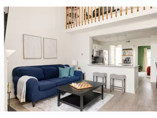 Photo #2: 9111324 Listing 