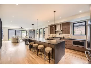 Photo #2: 9113849 Listing