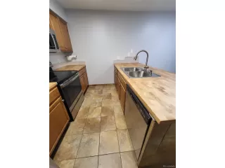 Photo #3: 9114244 Listing