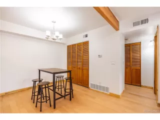 Photo #4: 9114352 Listing