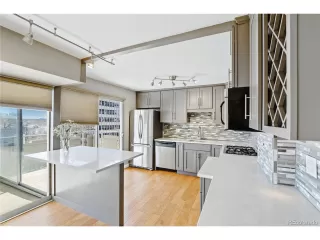 Photo #6: 9115163 Listing