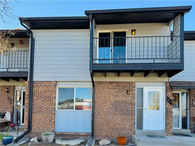 MLS: 9115898 Condo For Sale