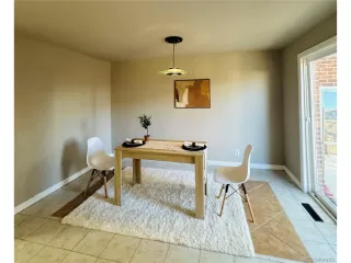 Photo #6: 9115898 Listing 