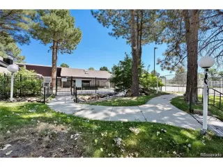 Photo #2: 9120862 Listing 