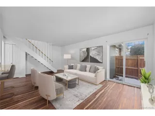 Photo #2: 9121869 Listing 