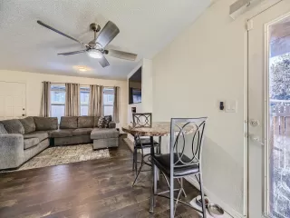 Photo #2: 9122513 Listing 