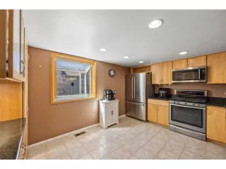 Photo #4: 9122712 Listing