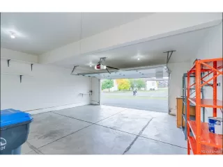 Photo #3: 9123665 Listing 