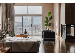 Photo #5: 9123970 Listing 