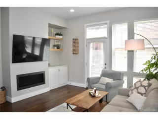 Photo #6: 9124382 Listing 