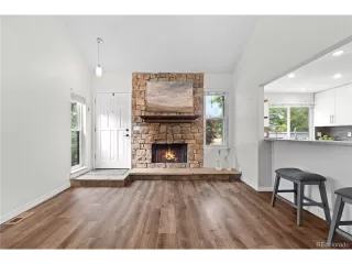 Photo #5: 9125833 Listing 