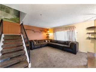 Photo #3: 9127991 Listing