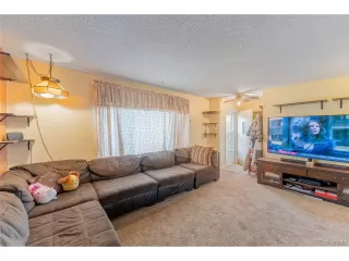 Photo #4: 9127991 Listing