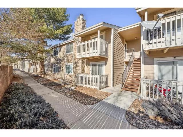 MLS: 9129305 Condo For Sale