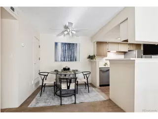 Photo #5: 9129305 Listing 