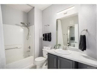 Photo #6: 9129520 Listing