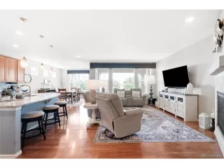 Photo #4: 9130698 Listing 
