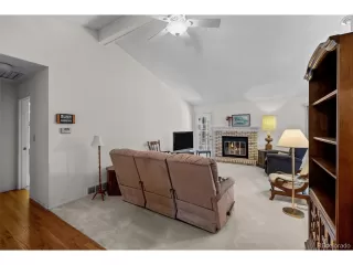 Photo #4: 9130824 Listing