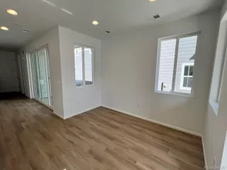 Photo #2: 9133379 Listing