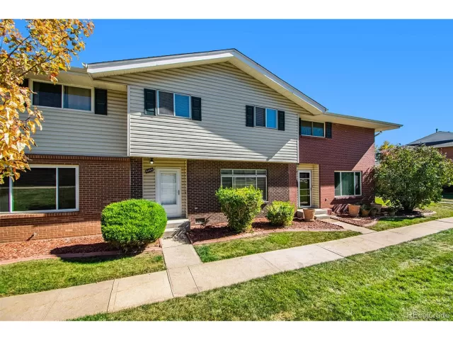 MLS: 9134878 Condo For Sale