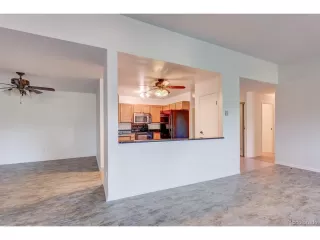 Photo #5: 9137177 Listing 