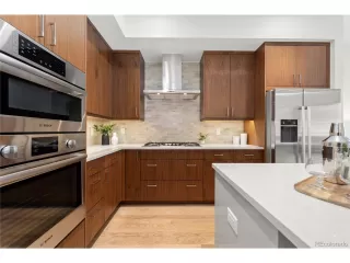 Photo #2: 9139566 Listing