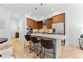 Photo #3: 9139566 Listing