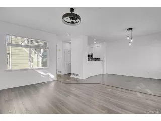 Photo #5: 9142322 Listing