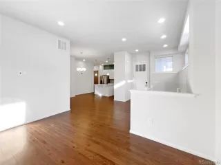 Photo #6: 9142720 Listing 