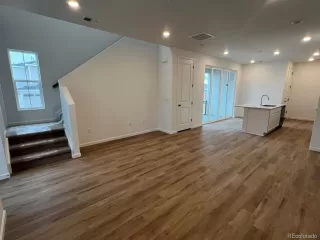 Photo #4: 9143943 Listing 