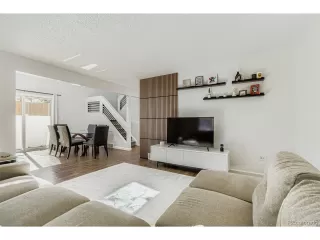 Photo #2: 9144300 Listing