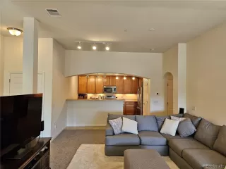 Photo #5: 9145258 Listing 