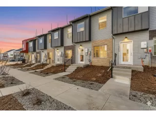 Photo #6: 9147398 Listing