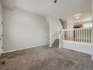 Photo #5: 9150084 Listing