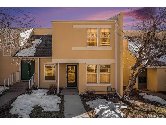 MLS: 9151602 Condo For Sale