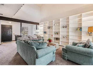 Photo #5: 9151602 Listing 