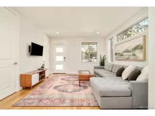 Photo #4: 9157118 Listing